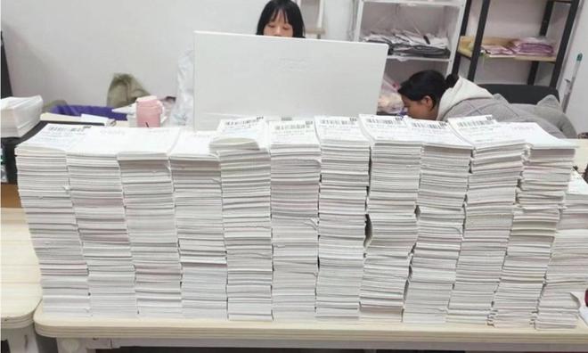 淘特產(chǎn)業(yè)帶活力復(fù)蘇 七成工廠提前開工，萬余淘工廠文具備戰(zhàn)“開學(xué)季”